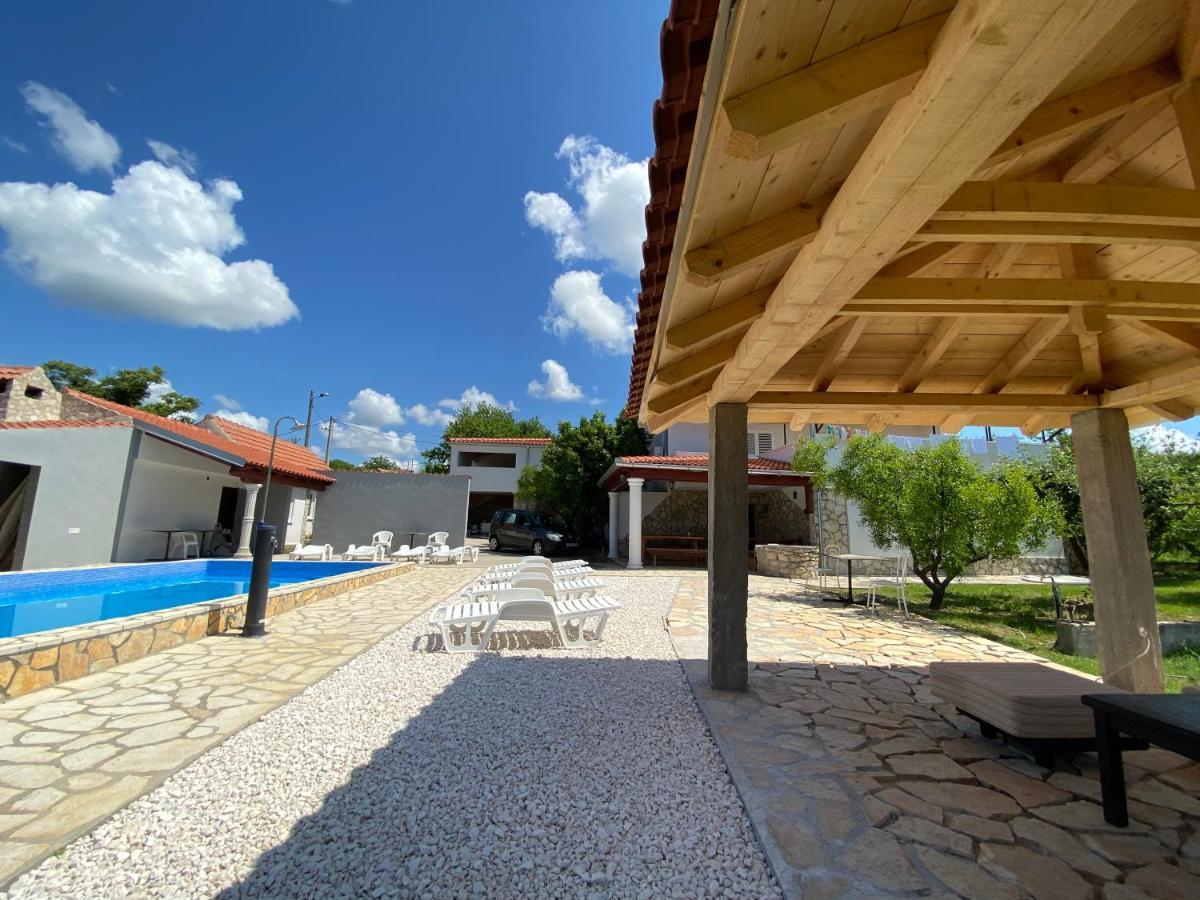 Guest Accommodation Grozdanic Dubravice ภายนอก รูปภาพ