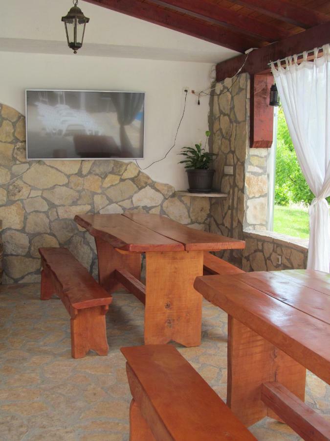 Guest Accommodation Grozdanic Dubravice ภายนอก รูปภาพ