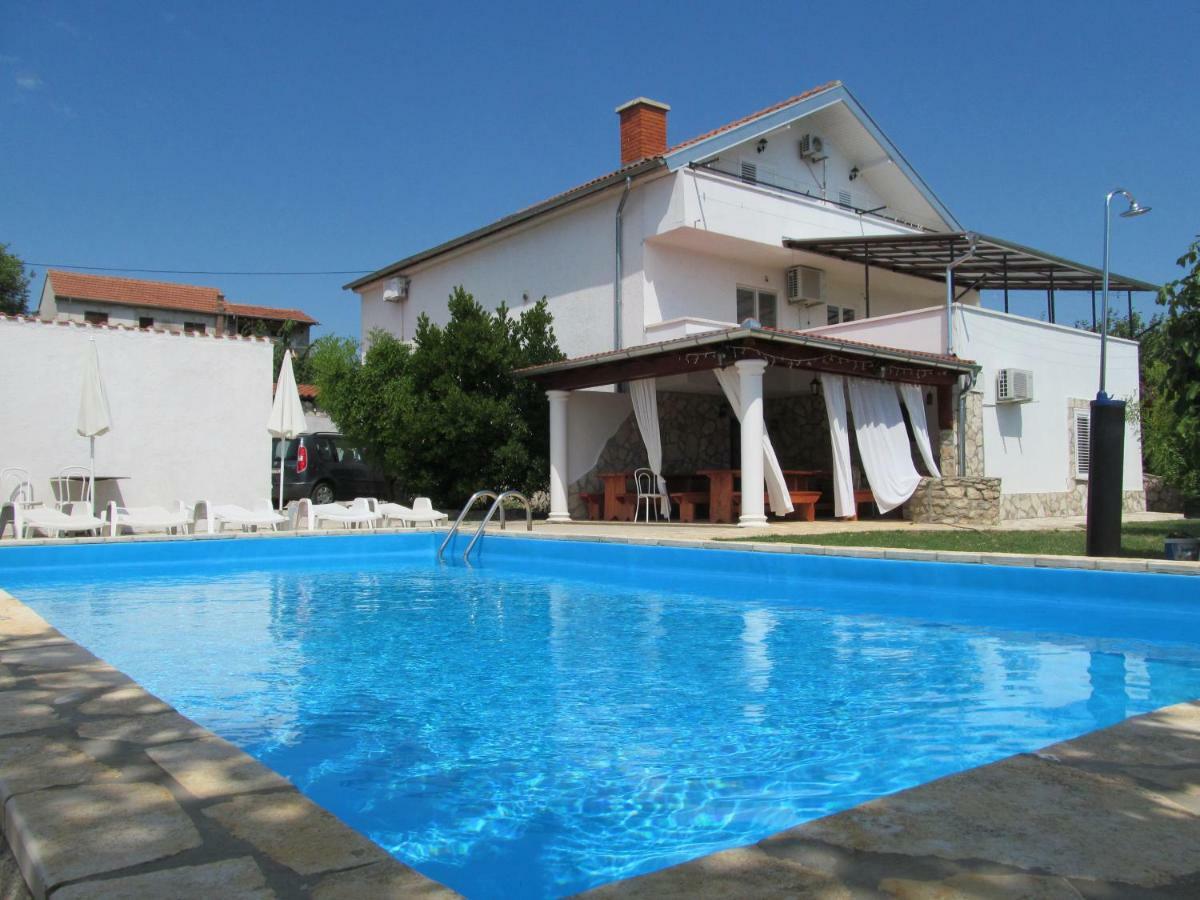 Guest Accommodation Grozdanic Dubravice ภายนอก รูปภาพ